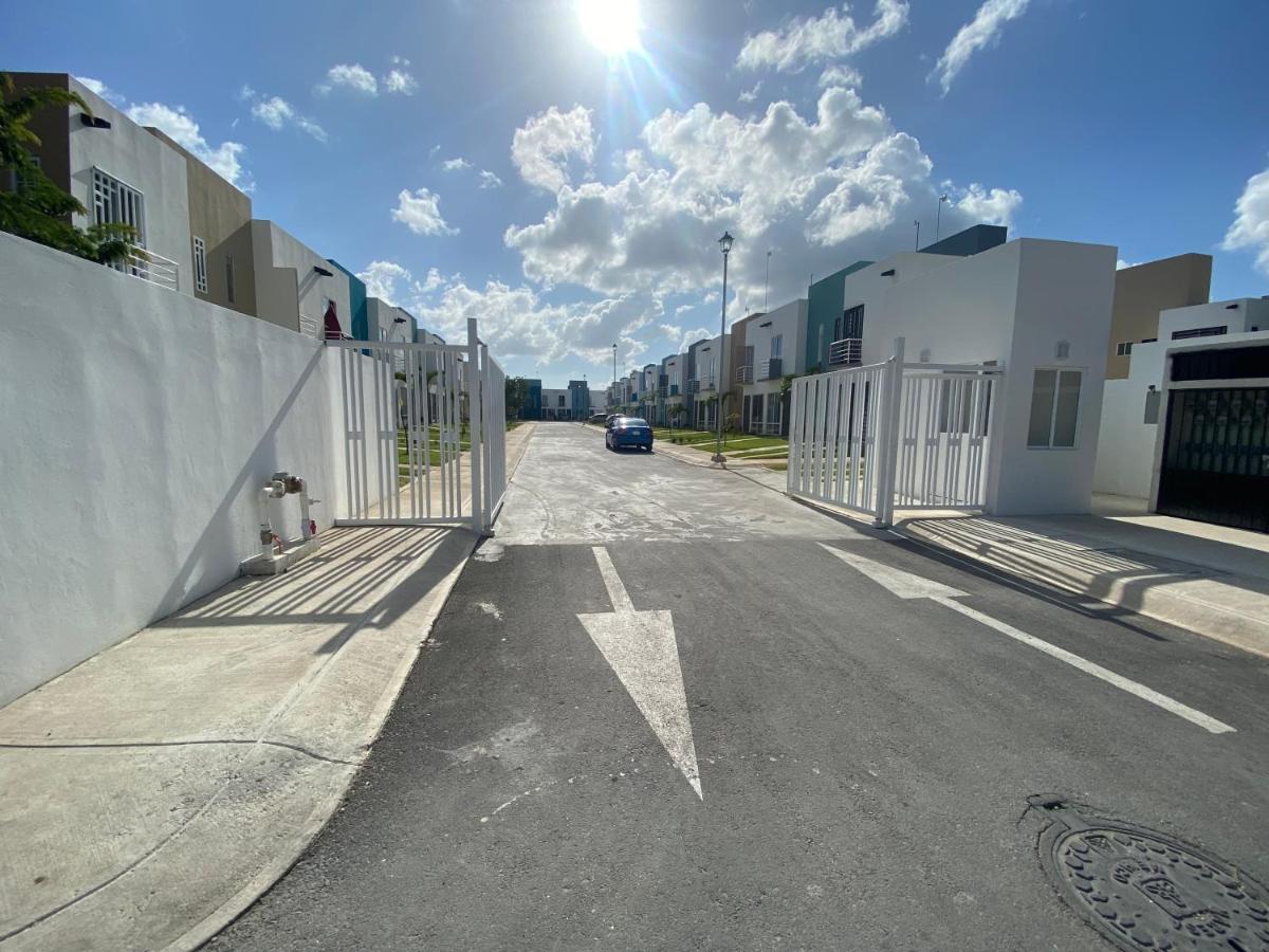 Casa Kuxtal Lägenhet Playa del Carmen Exteriör bild